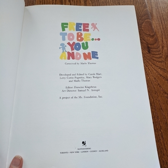 𝅺free TO BE.. you and me Marlo Thomas book - Picture 5 of 13